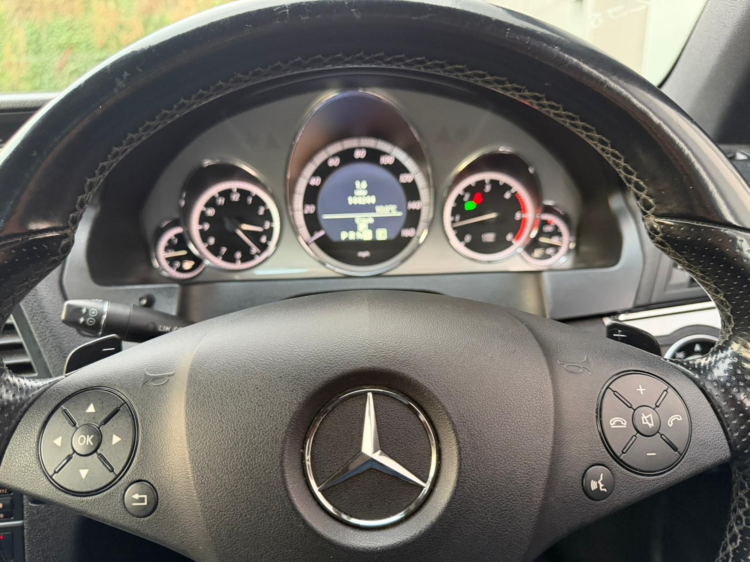 Used Mercedes-Benz E Class 2010 for sale - 76894495: Photo 13