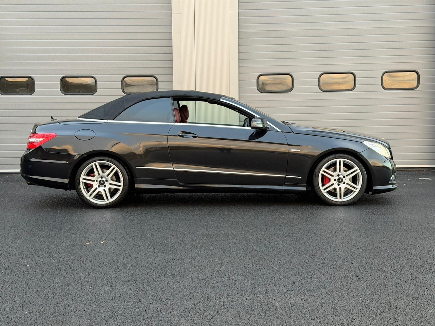 Used Mercedes-Benz E Class 2010 for sale - 76894495: Photo 4