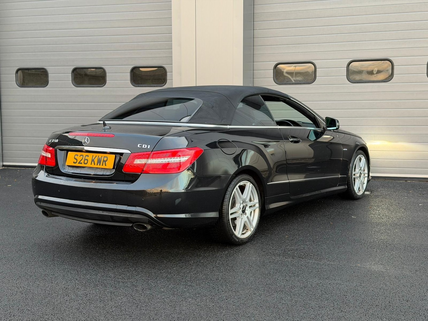 Used Mercedes-Benz E Class 2010 for sale - 76894495: Photo 5