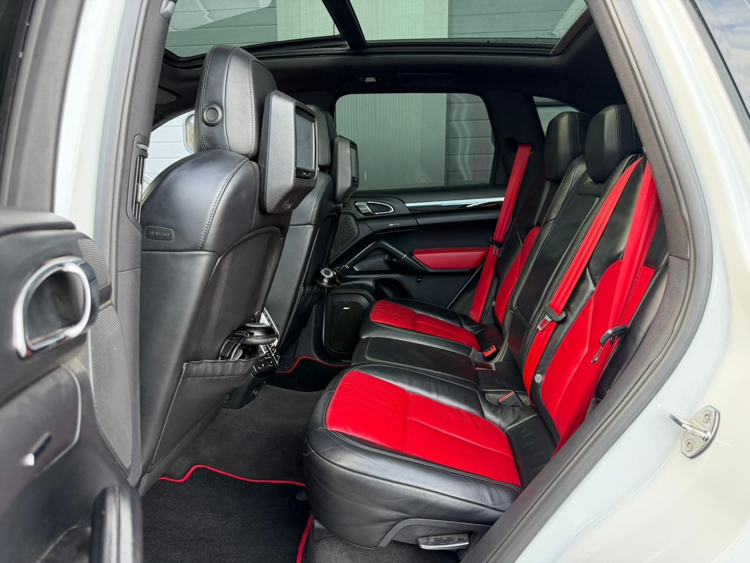 Used Porsche Cayenne 2012 for sale - 76817586: Photo 16