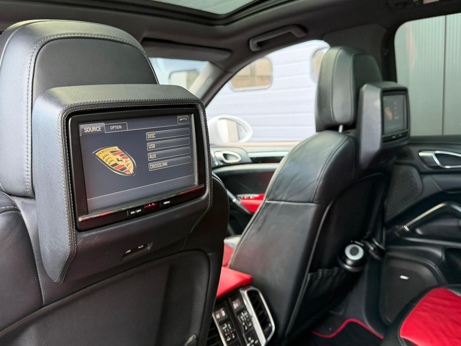 Used Porsche Cayenne 2012 for sale - 76817586: Photo 17