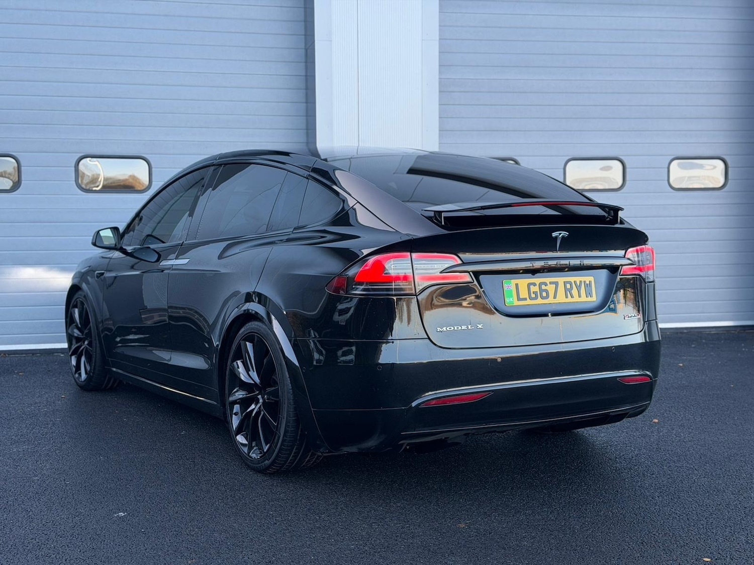 Used Tesla Model X 2017 for sale - 76565927: Photo 10