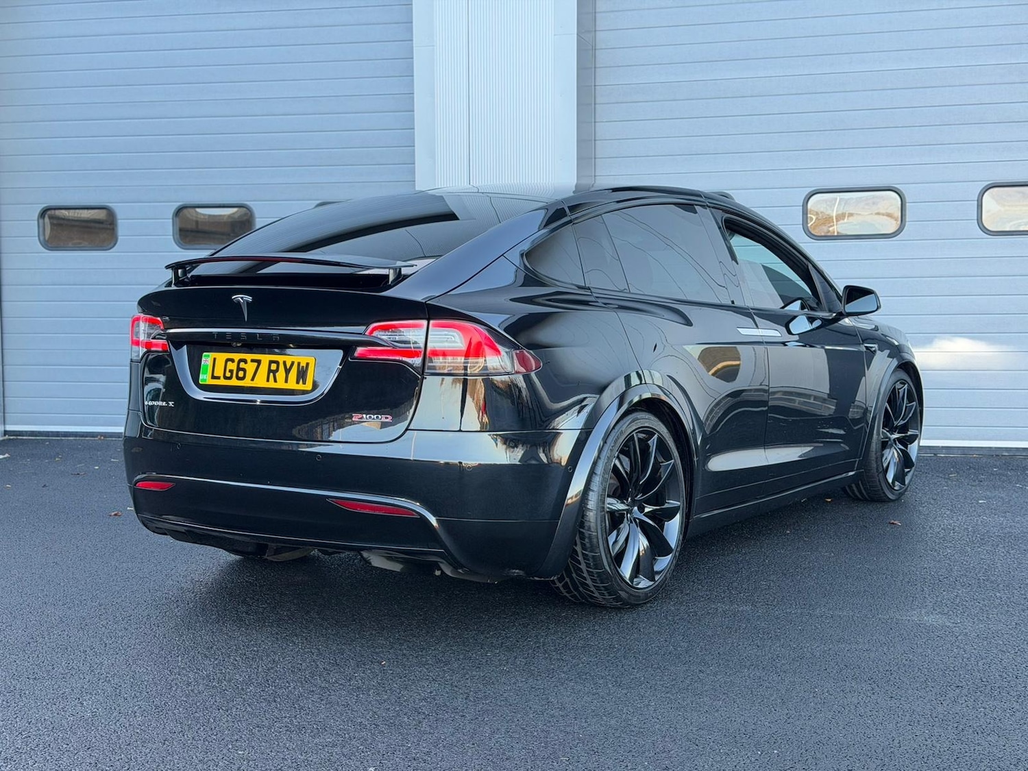 Used Tesla Model X 2017 for sale - 76565927: Photo 11