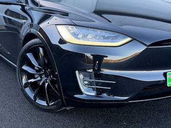 Used Tesla Model X 2017 for sale - 76565927: Photo