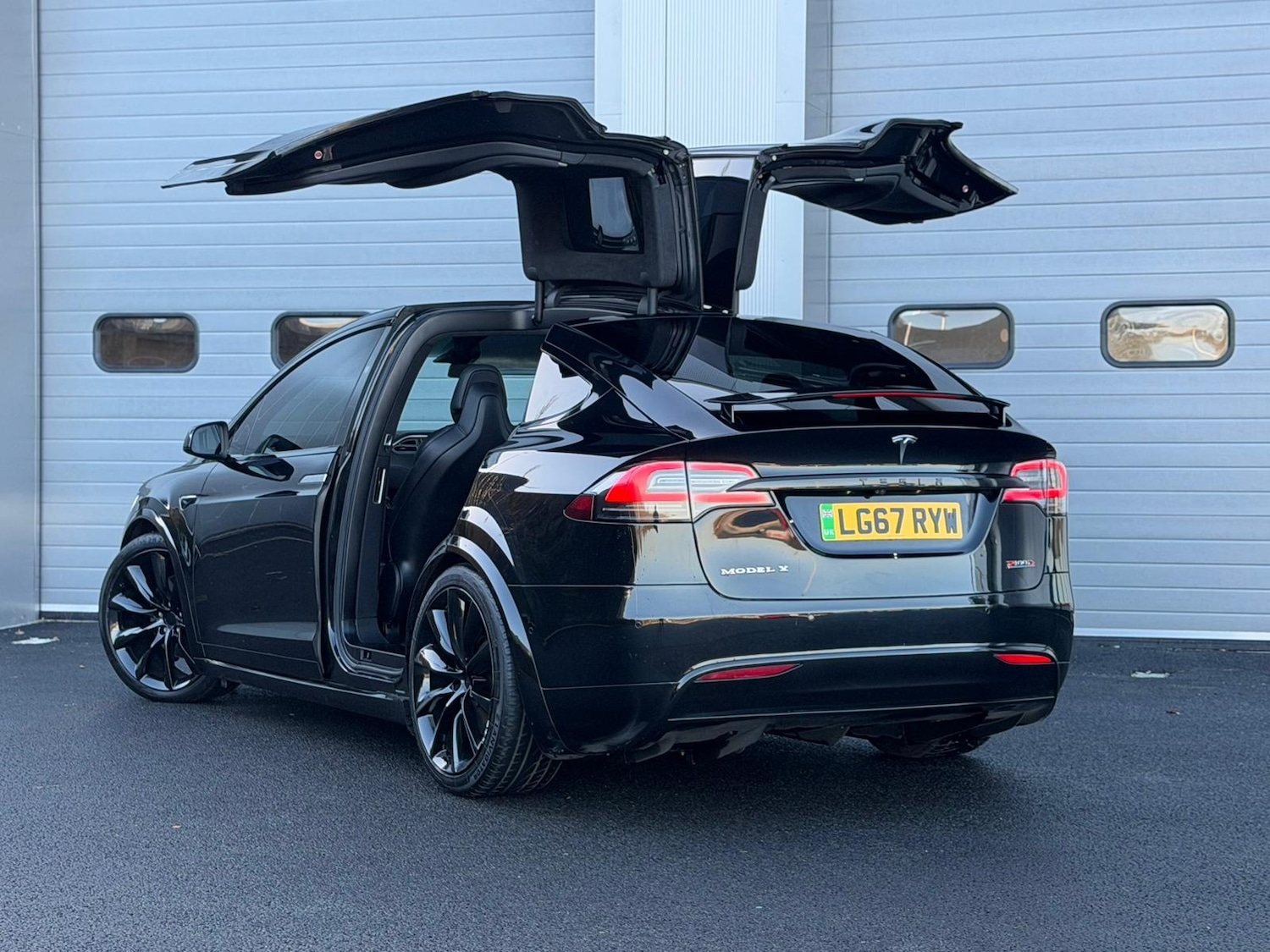 Used Tesla Model X 2017 for sale - 76565927: Photo 6