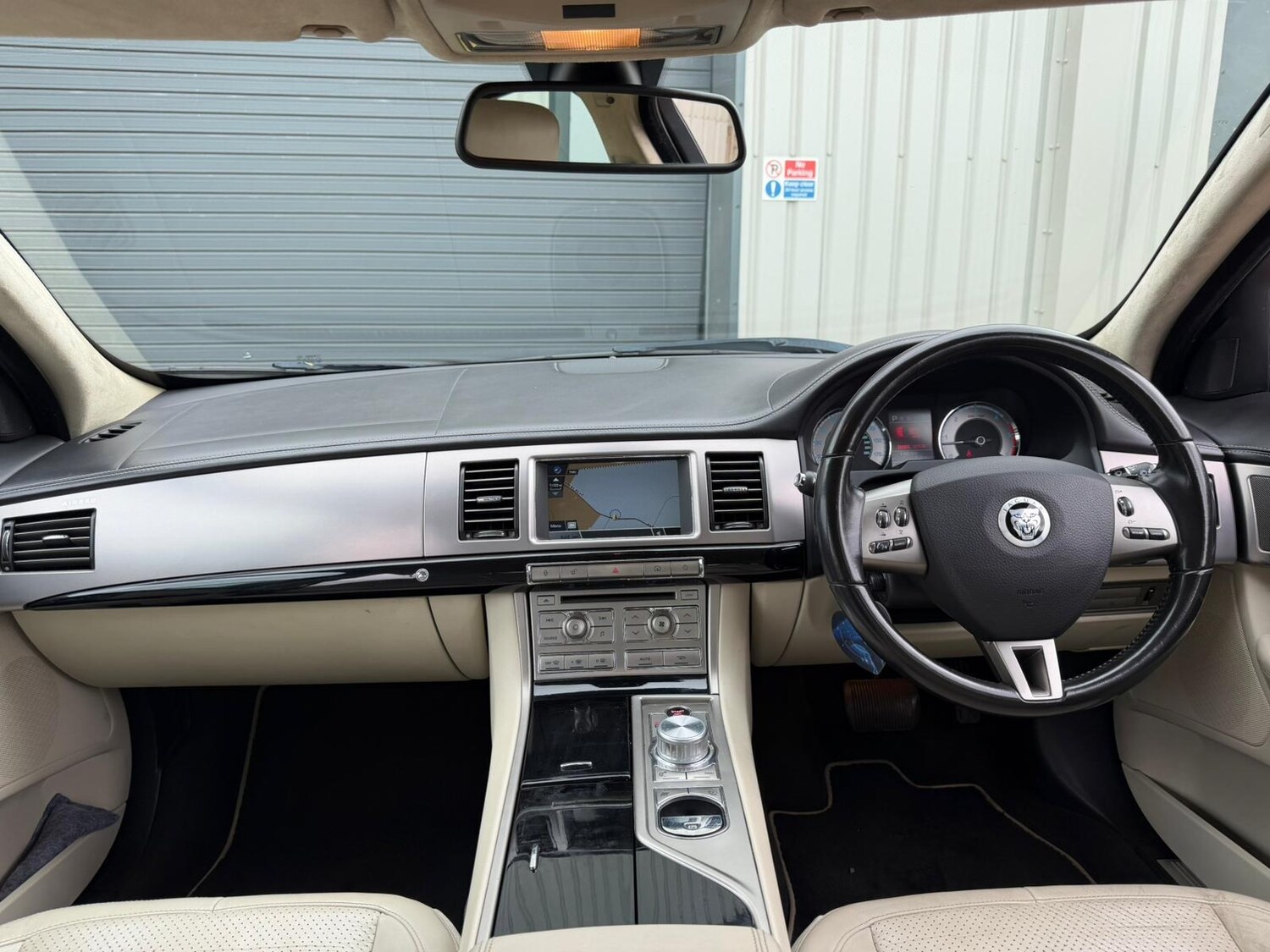 Used Jaguar XF 2011 for sale - 78091179: Photo 14