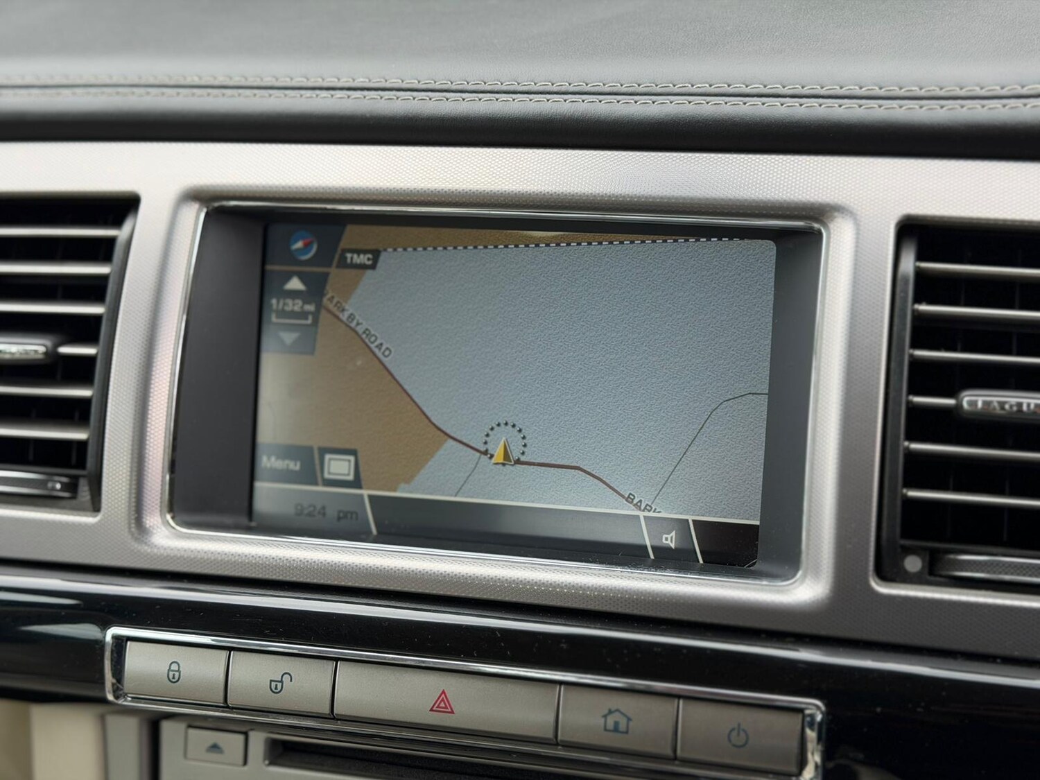 Used Jaguar XF 2011 for sale - 78091179: Photo 20