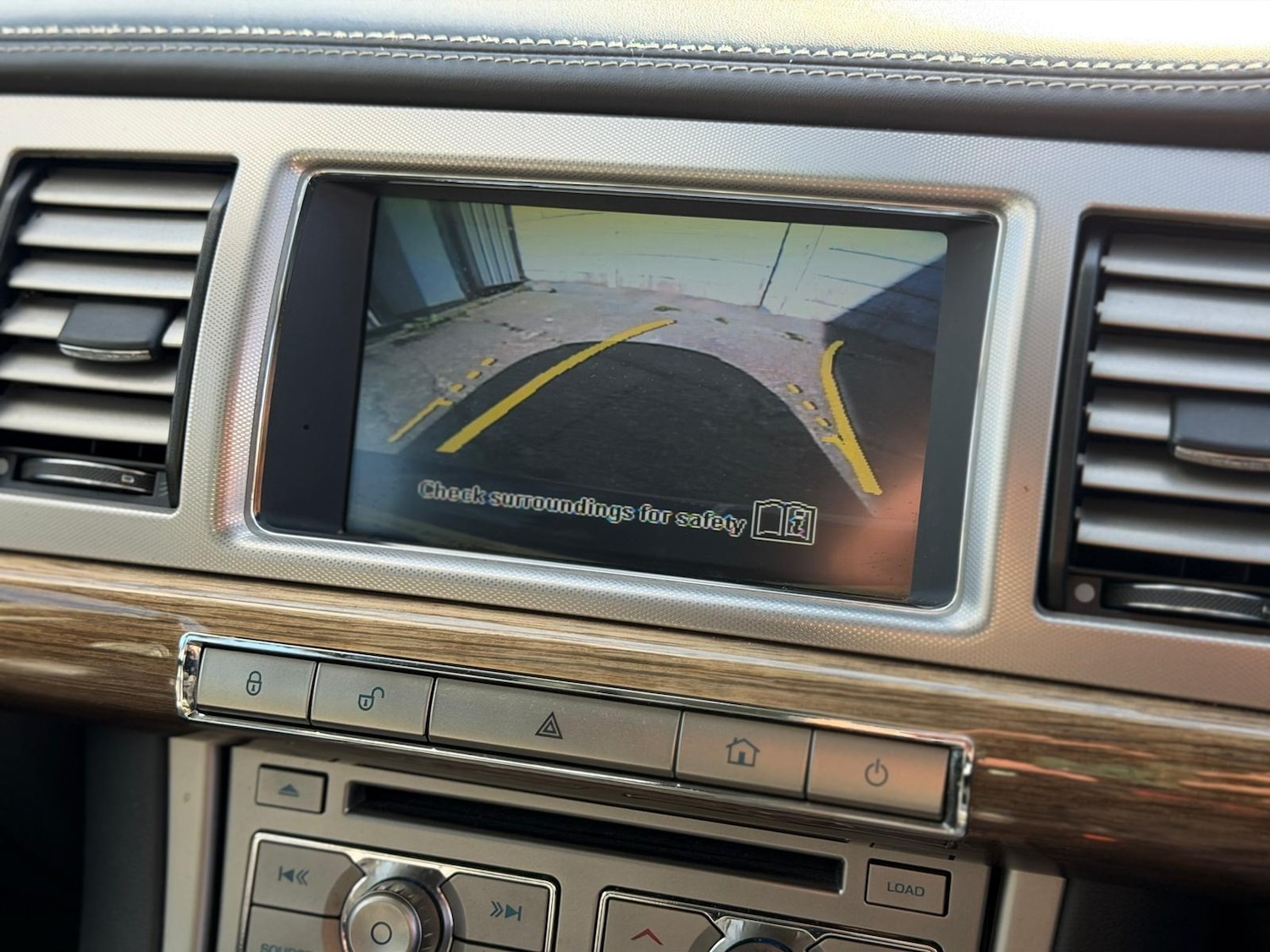 Used Jaguar XF 2010 for sale - 78091165: Photo 20