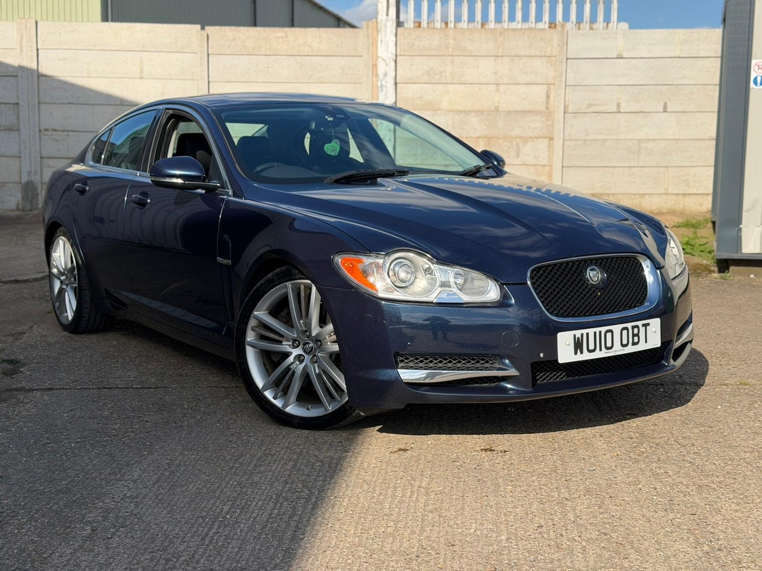 Used Jaguar XF 2010 for sale - 78091165: Photo 3