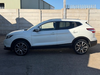 Used Nissan Qashqai 2015 for sale - 78764618: Photo