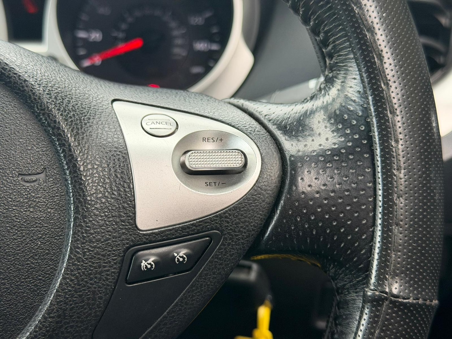 Used Nissan Juke 2010 for sale - 77641628: Photo 16