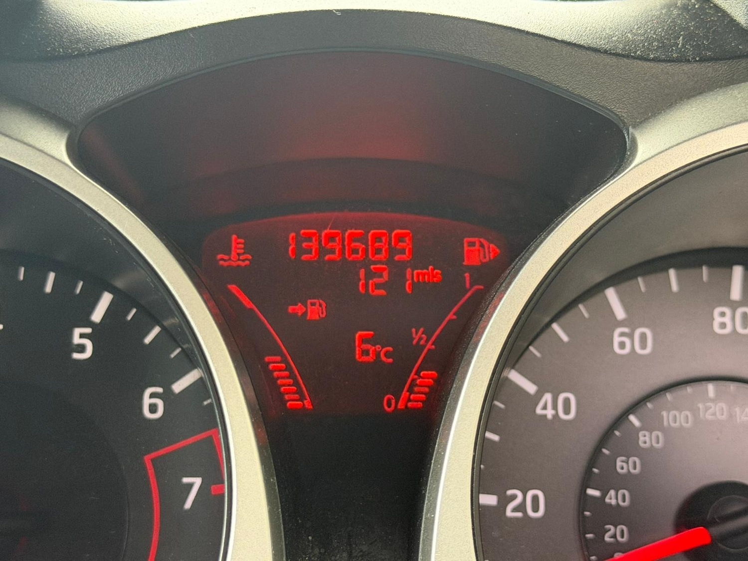 Used Nissan Juke 2010 for sale - 77641628: Photo 22