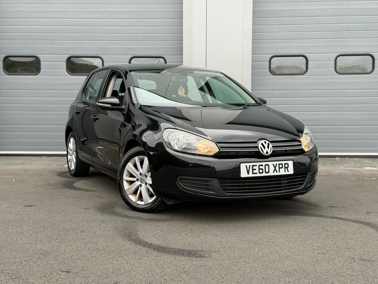 Used Volkswagen Golf 2011 for sale - 76143914: Photo 2