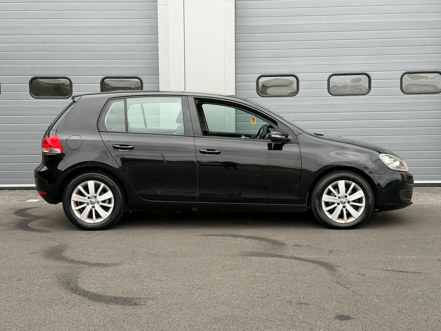 Used Volkswagen Golf 2011 for sale - 76143914: Photo 3
