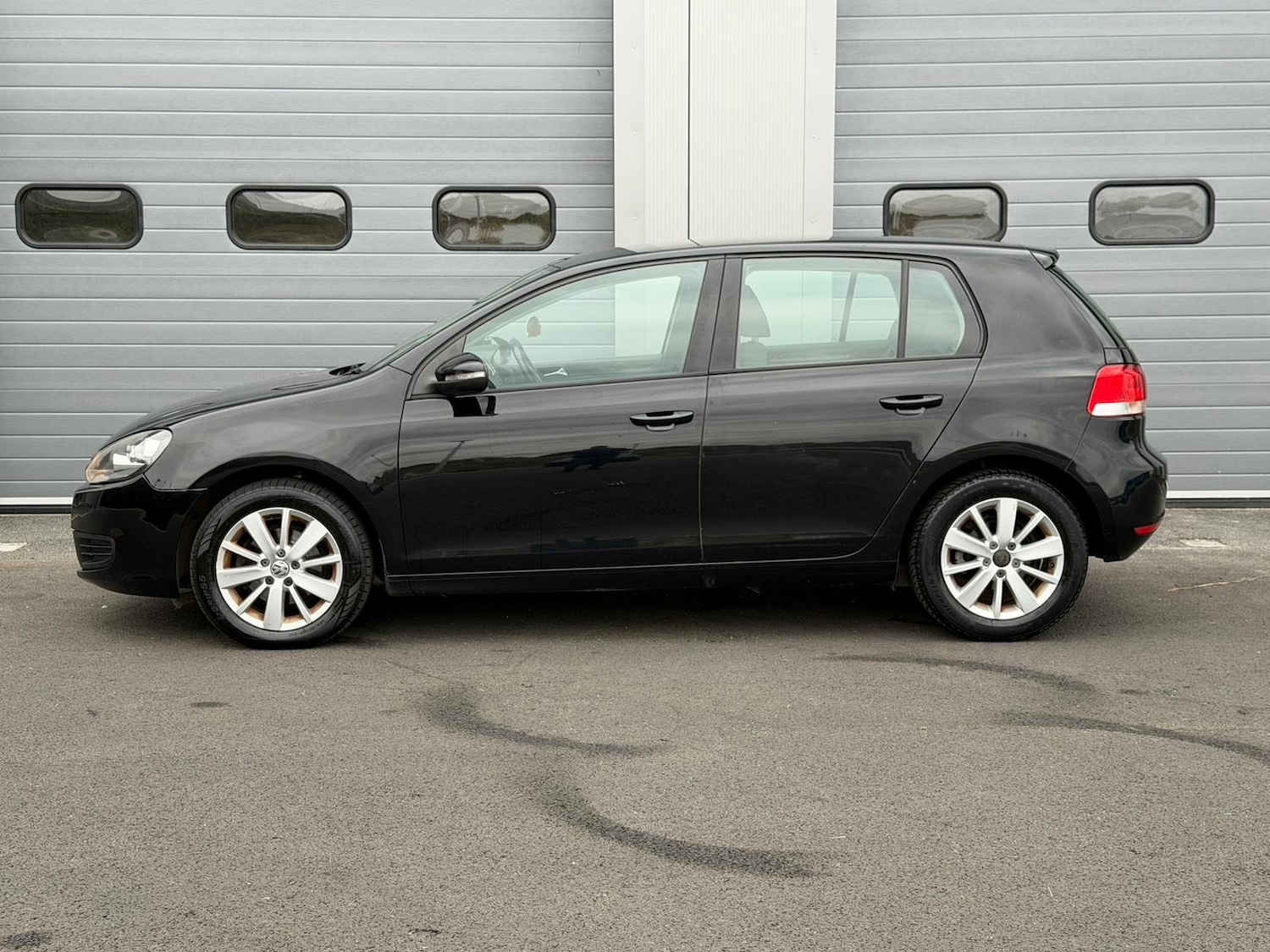 Used Volkswagen Golf 2011 for sale - 76143914: Photo 4