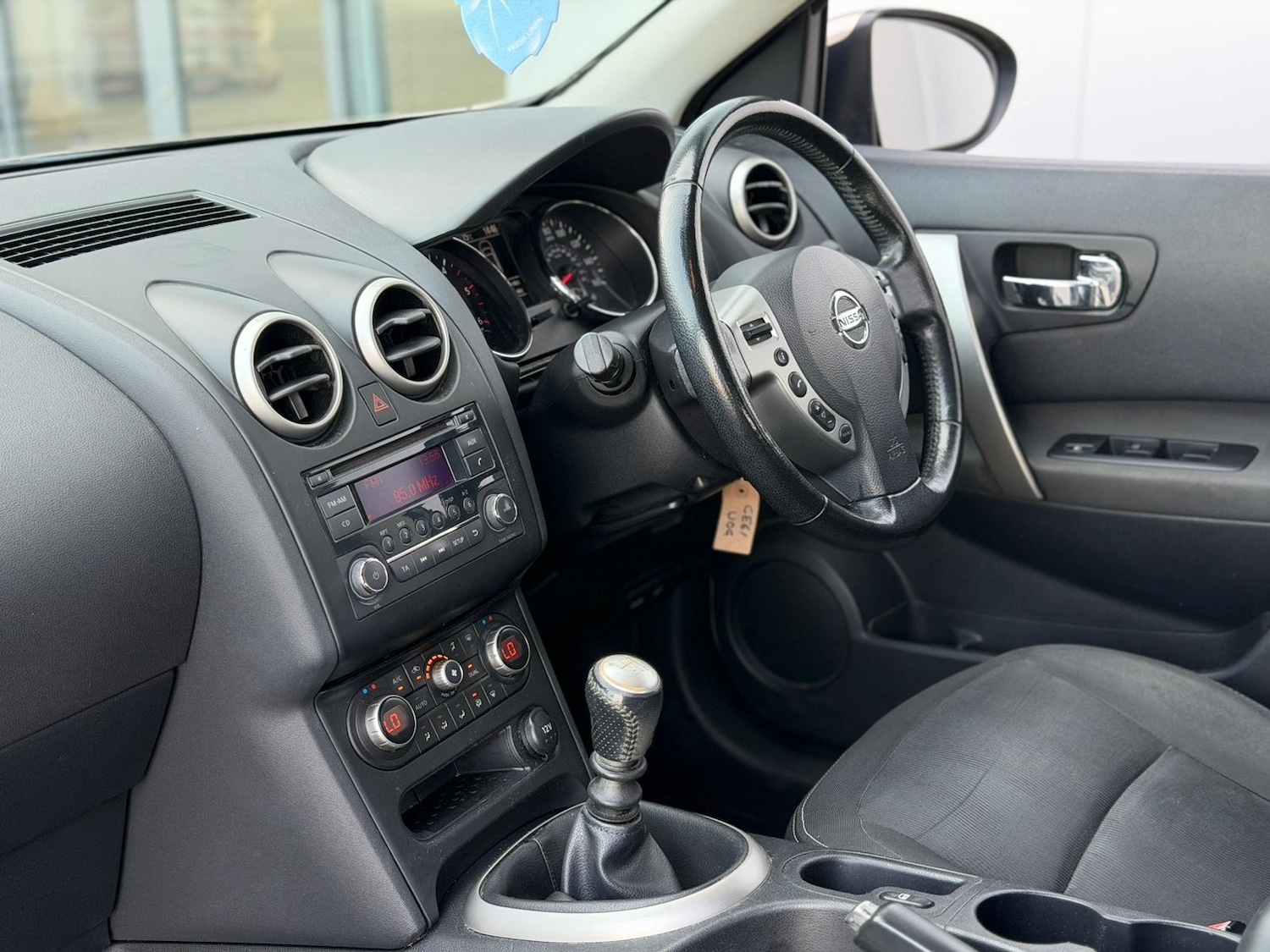 Used Nissan Qashqai 2011 for sale - 77760693: Photo 11