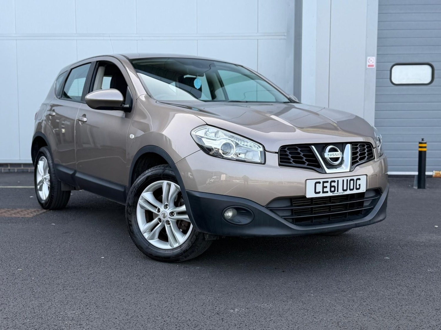 Used Nissan Qashqai 2011 for sale - 77760693: Photo 2