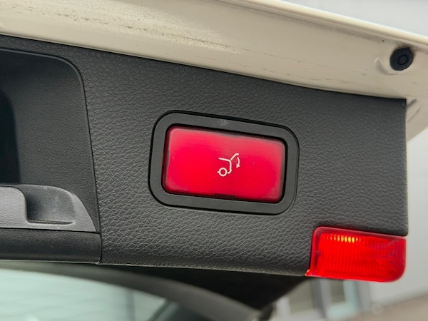 Used Mercedes-Benz C-Class 2008 for sale - 76233879: Photo 16