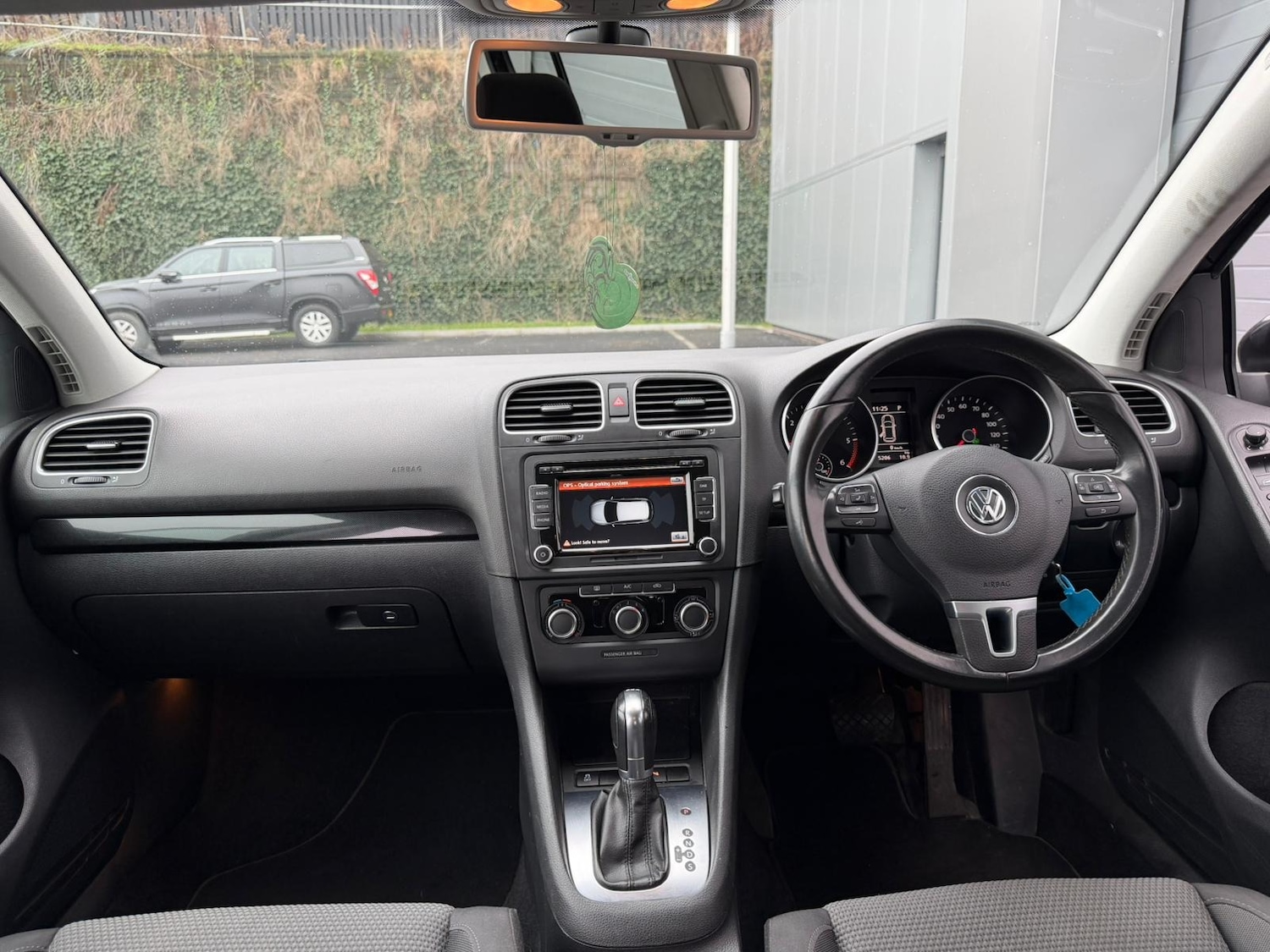 Used Volkswagen Golf 2012 for sale - 77170821: Photo 10