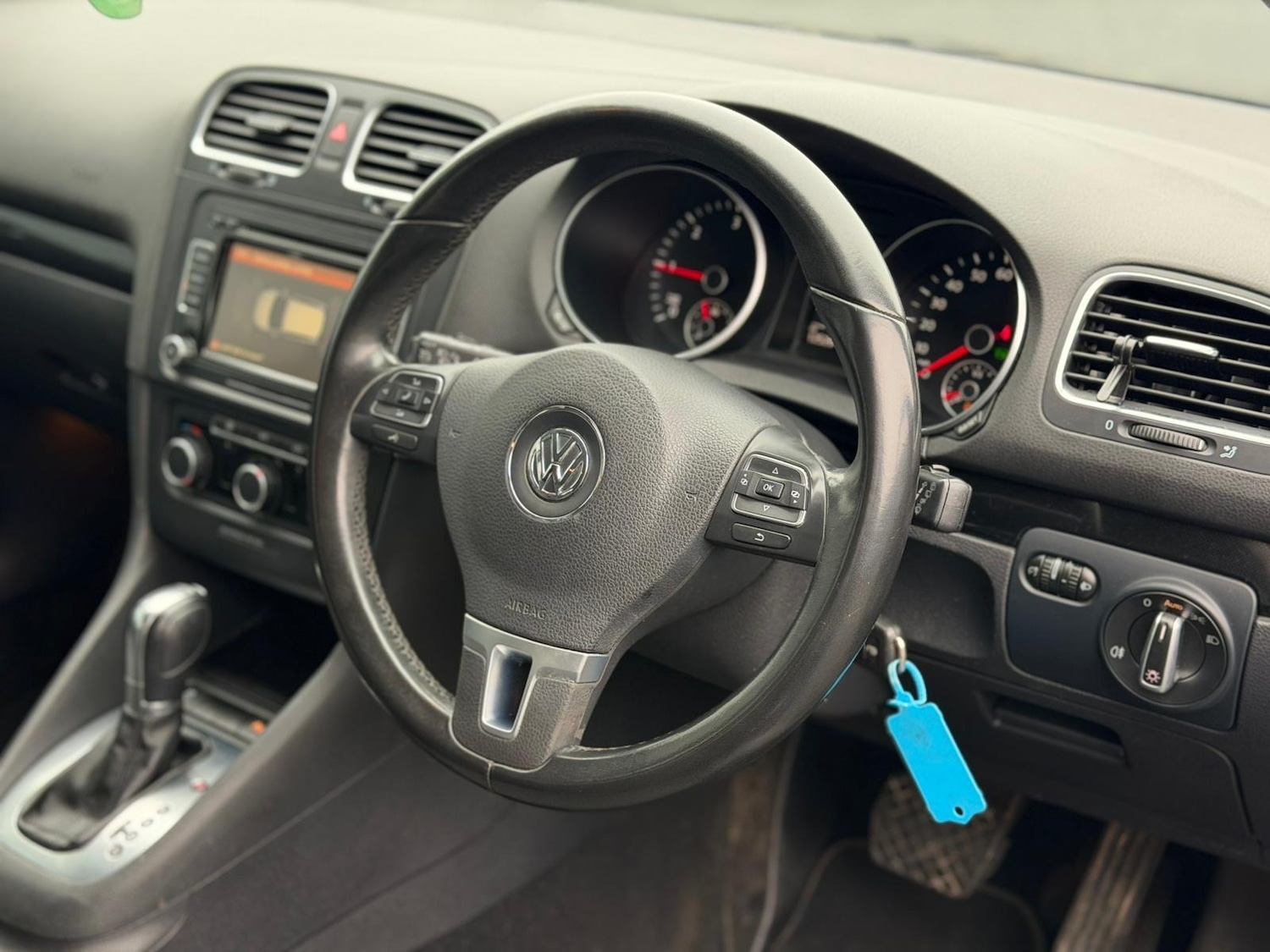 Used Volkswagen Golf 2012 for sale - 77170821: Photo 11