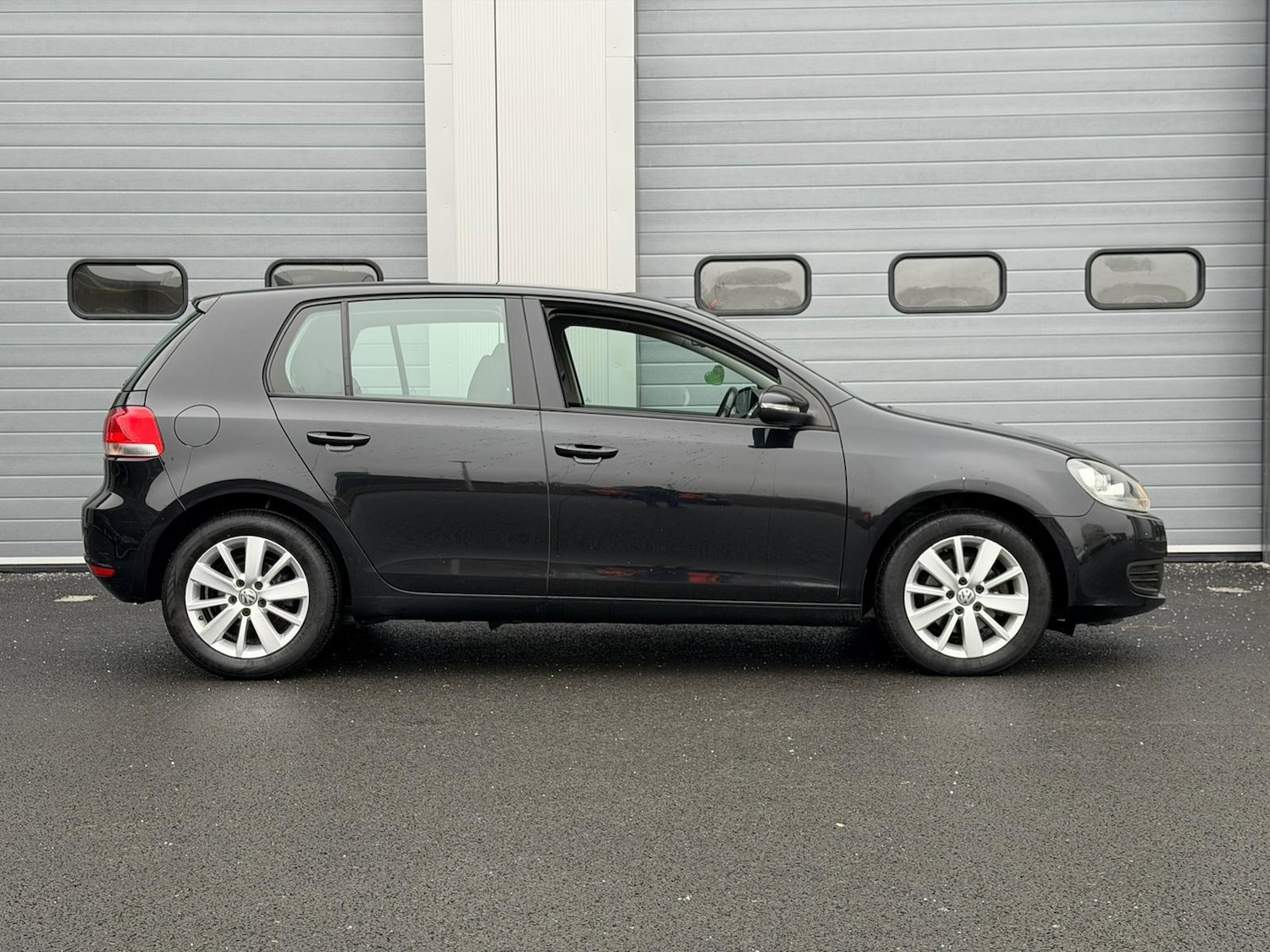 Used Volkswagen Golf 2012 for sale - 77170821: Photo 4