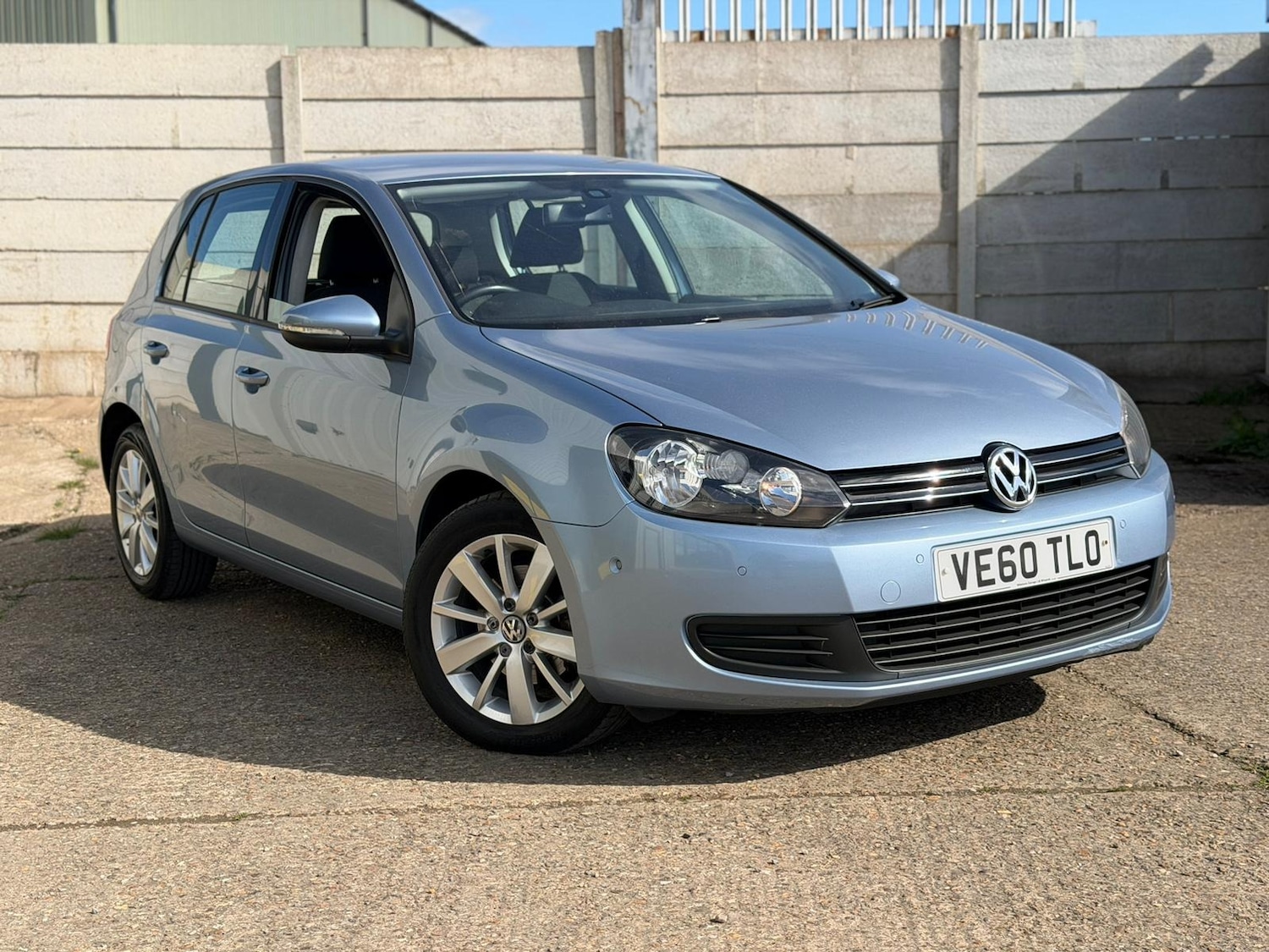 Used Volkswagen Golf 2011 for sale - 78091097: Photo 2