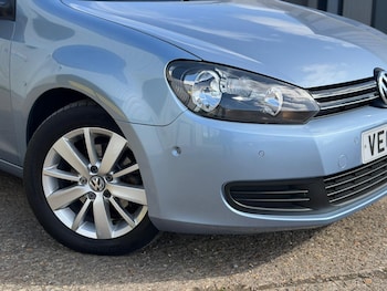 Used Volkswagen Golf 2011 for sale - 78091097: Photo