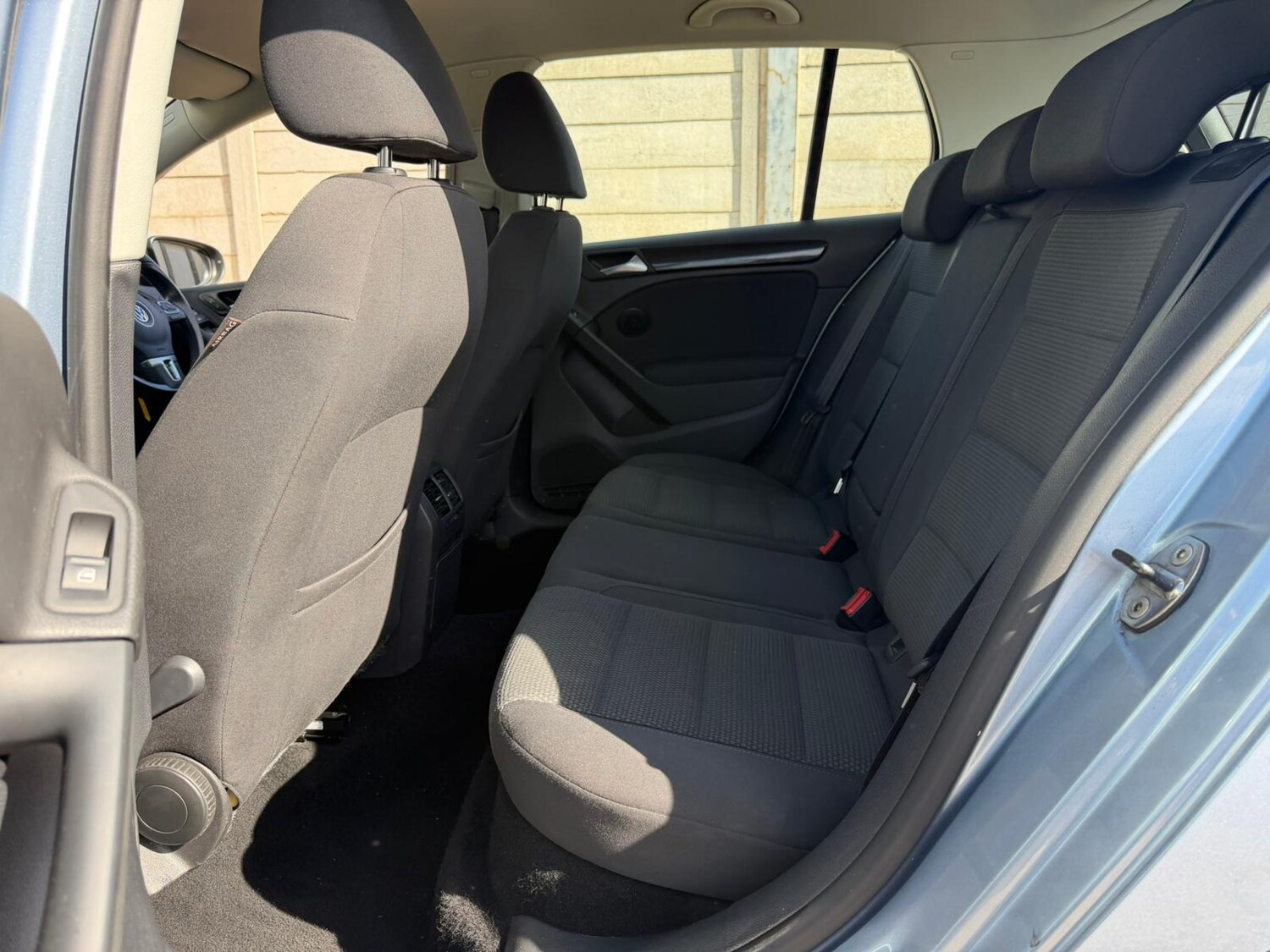 Used Volkswagen Golf 2011 for sale - 78091097: Photo 6