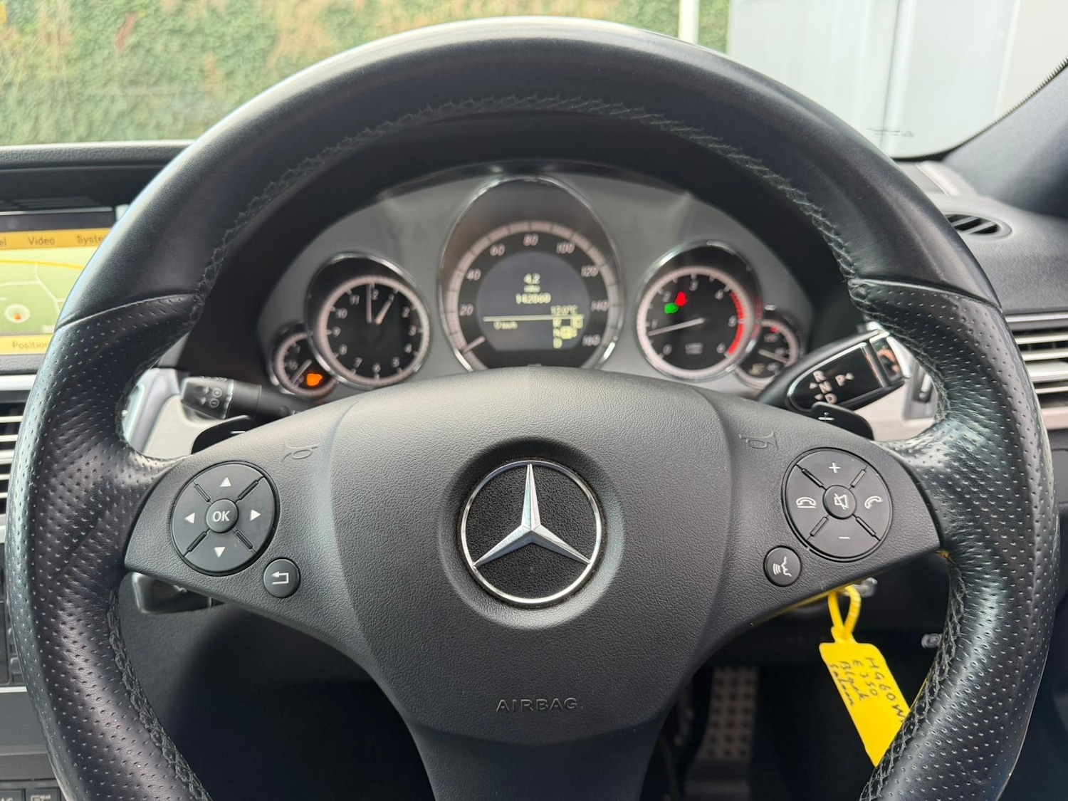 Used Mercedes-Benz E Class 2011 for sale - 76835159: Photo 14