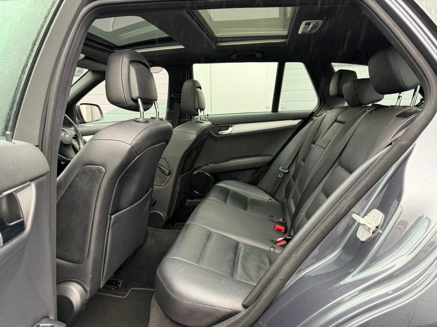 Used Mercedes-Benz C Class 2008 for sale - 76894505: Photo 11