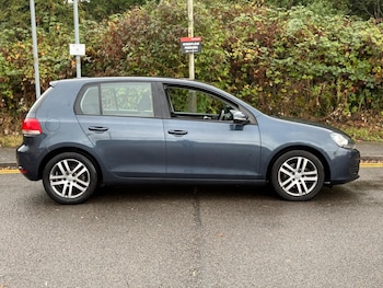 Used Volkswagen Golf 2010 for sale - 75749311: Photo