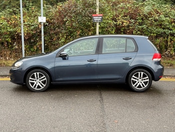 Used Volkswagen Golf 2010 for sale - 75749311: Photo