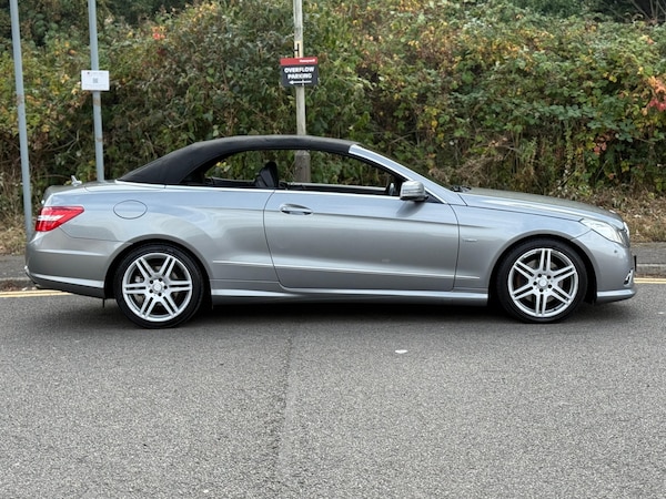 Used Mercedes-Benz E Class 2010 for sale - 75651308: Photo 11
