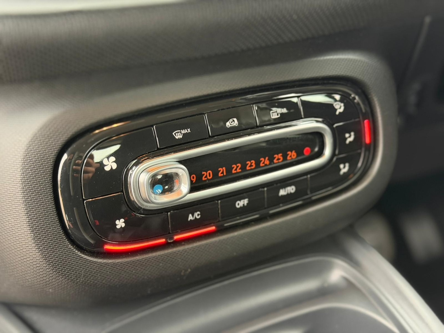 Used smart fortwo 2016 for sale - 77984551: Photo 13