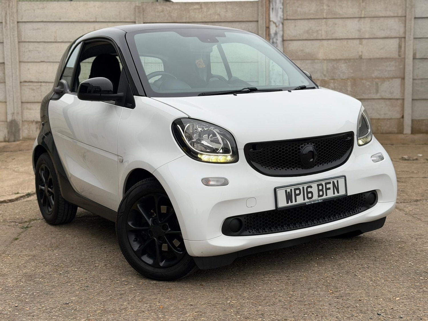 Used smart fortwo 2016 for sale - 77984551: Photo 3