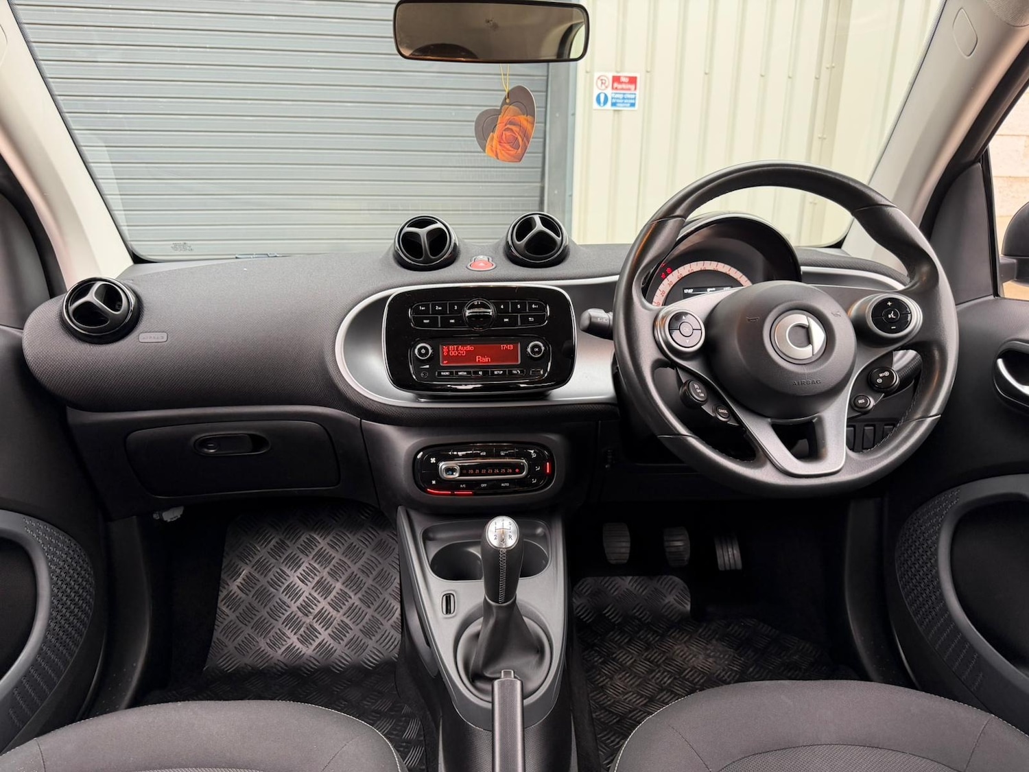Used smart fortwo 2016 for sale - 77984551: Photo 9