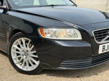 Used Volvo S40 2011 for sale - 78667154: Photo