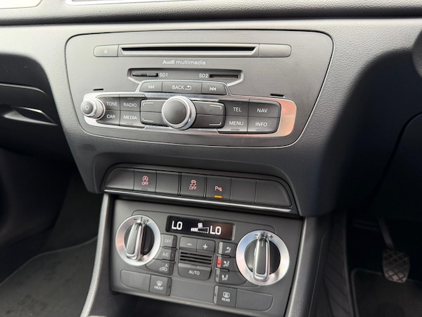 Used Audi Q3 2013 for sale - 76143668: Photo 15