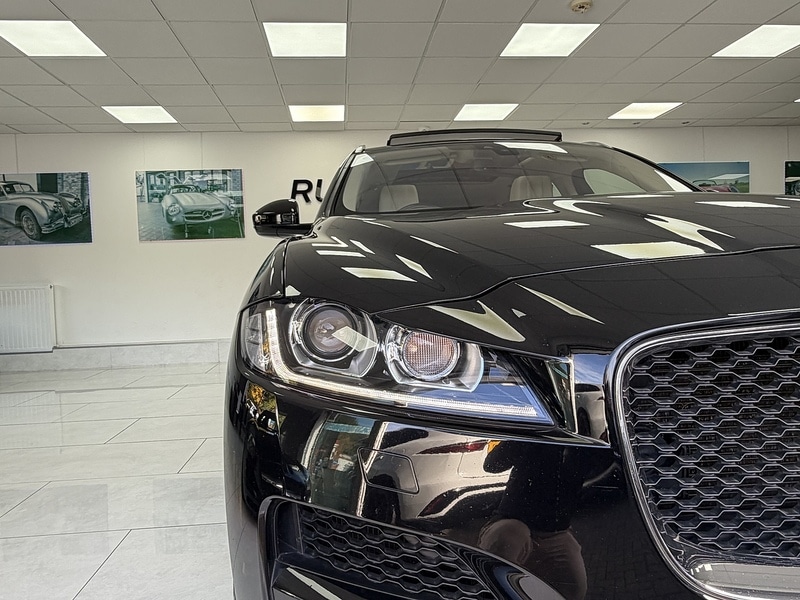 Used Jaguar F-Pace 2017 for sale - 76553612: Photo 10