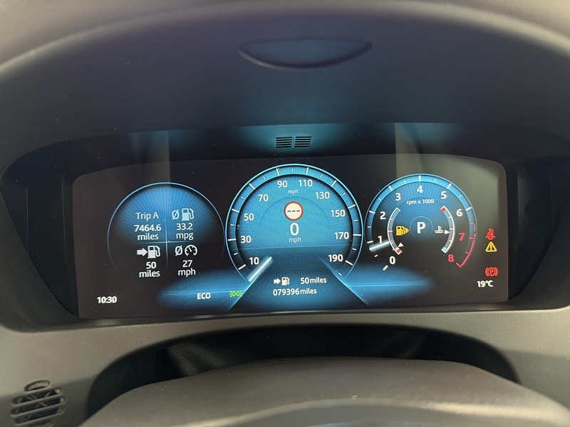 Used Jaguar F-Pace 2017 for sale - 76553612: Photo 22