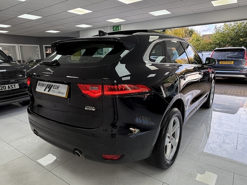 Used Jaguar F-Pace 2017 for sale - 76553612: Photo 7