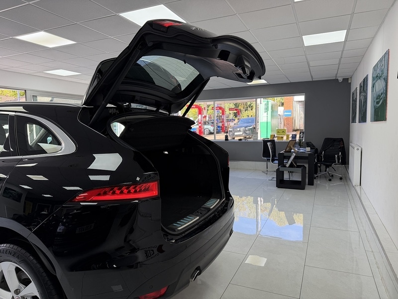 Used Jaguar F-Pace 2017 for sale - 76553612: Photo 71