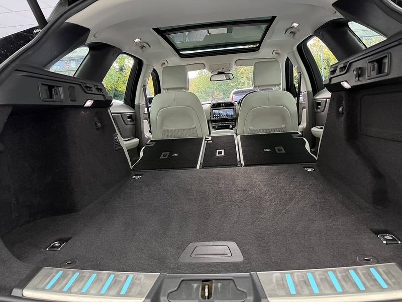 Used Jaguar F-Pace 2017 for sale - 76553612: Photo 75