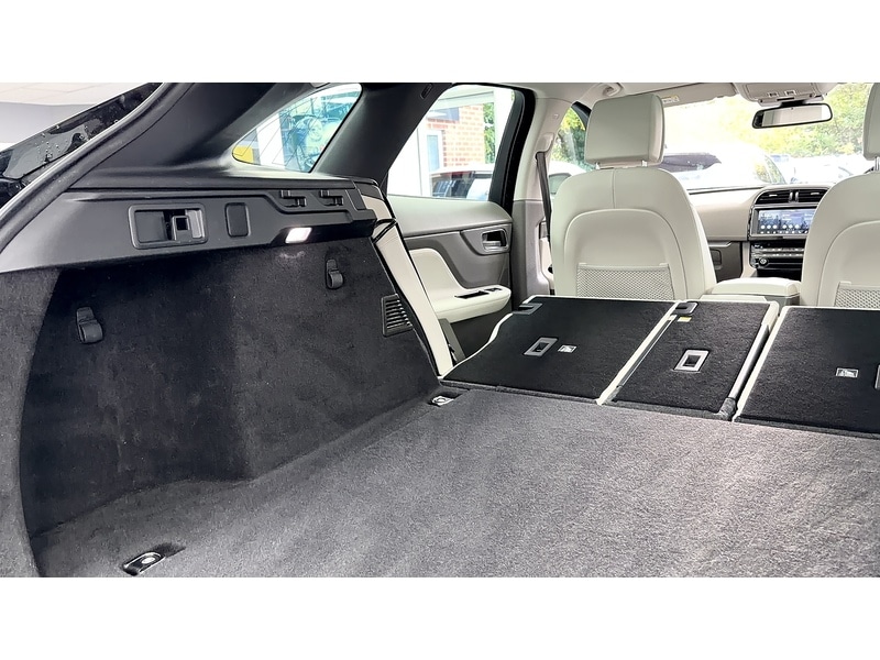 Used Jaguar F-Pace 2017 for sale - 76553612: Photo 77