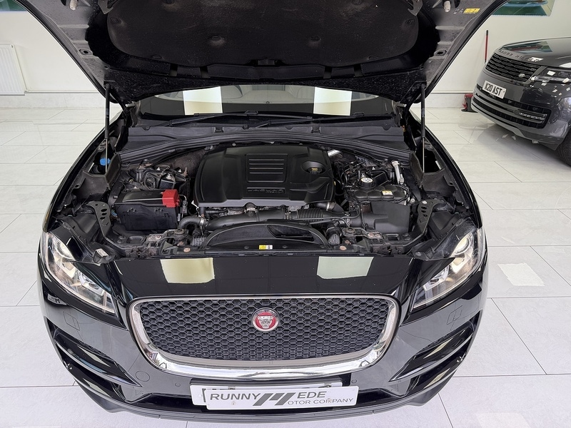 Used Jaguar F-Pace 2017 for sale - 76553612: Photo 85