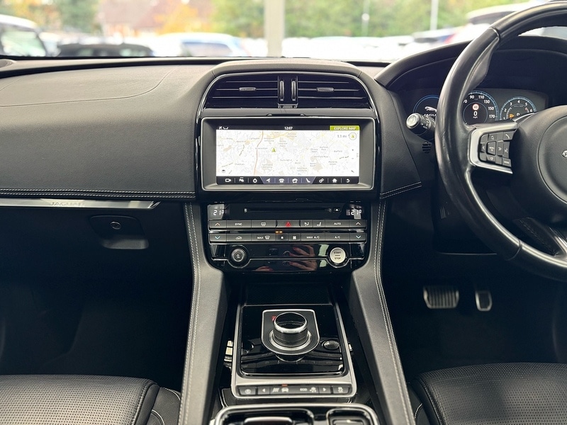 Used Jaguar F-Pace 2017 for sale - 76663659: Photo 20