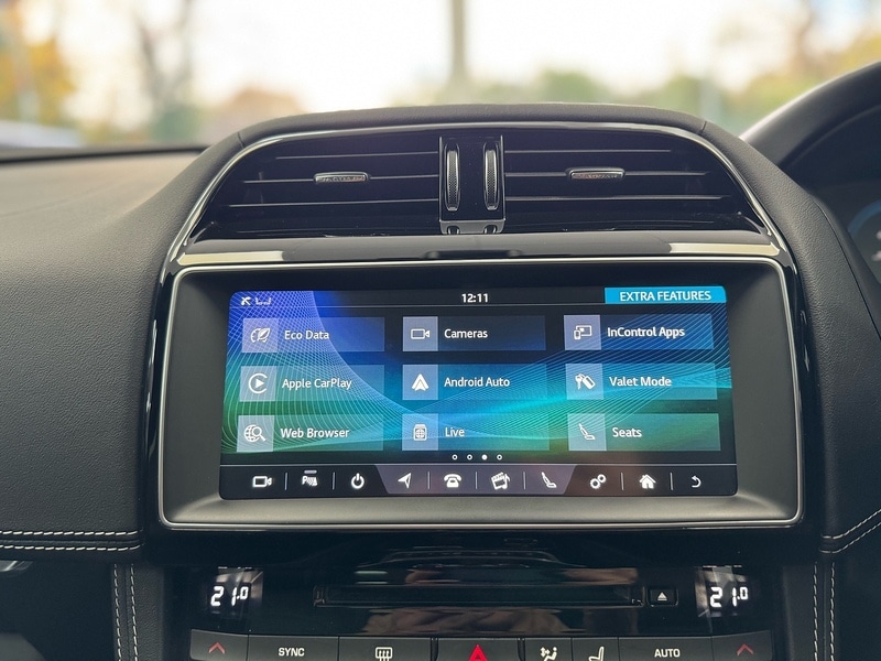 Used Jaguar F-Pace 2017 for sale - 76663659: Photo 31