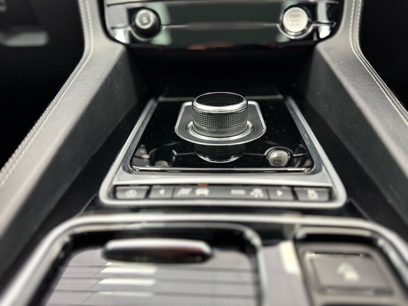 Used Jaguar F-Pace 2017 for sale - 76663659: Photo 39