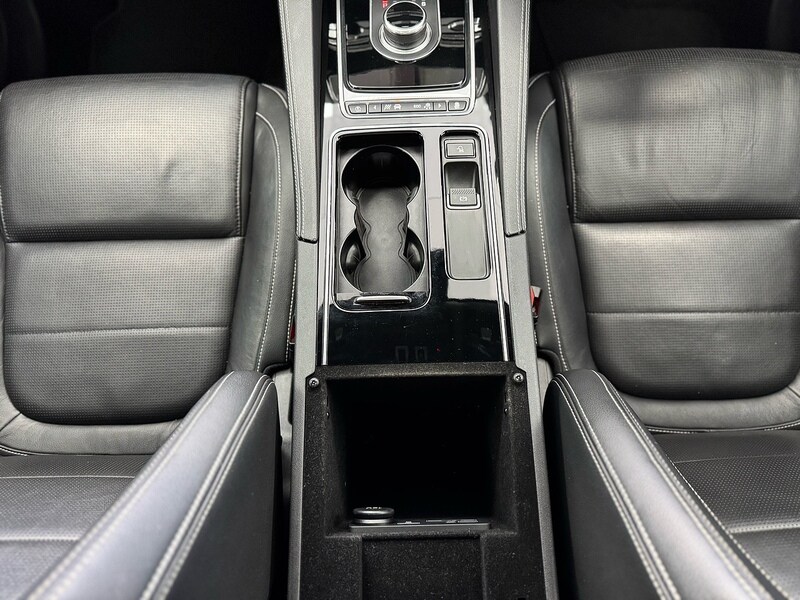 Used Jaguar F-Pace 2017 for sale - 76663659: Photo 43