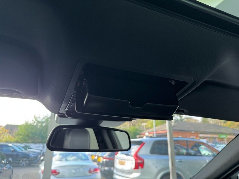 Used Jaguar F-Pace 2017 for sale - 76663659: Photo 48